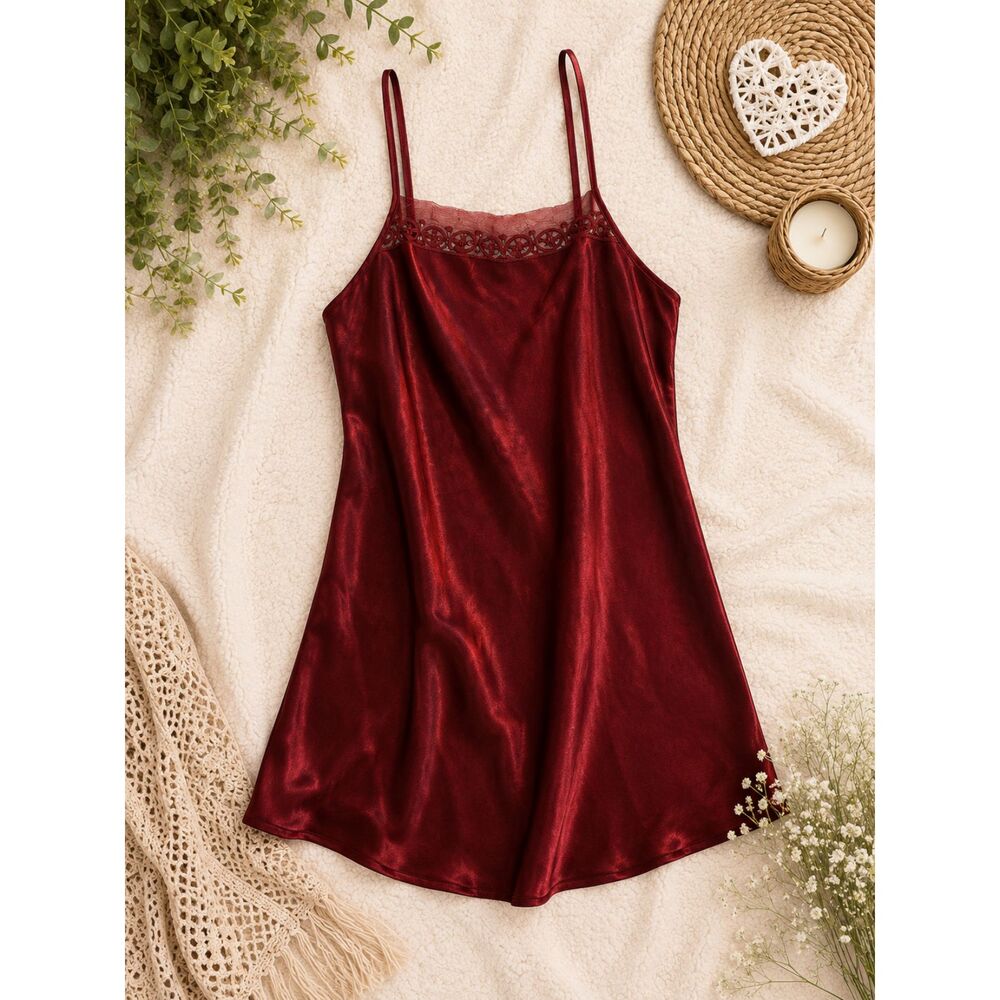 Jaclyn Smith Studio Intimates Burgundy Satin Chemise Slip Nightgown Large